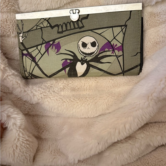 Hot Topic Disney Y2K Jack Skellington “ The Night Before Christmas”, Wallet - Picture 12 of 14
